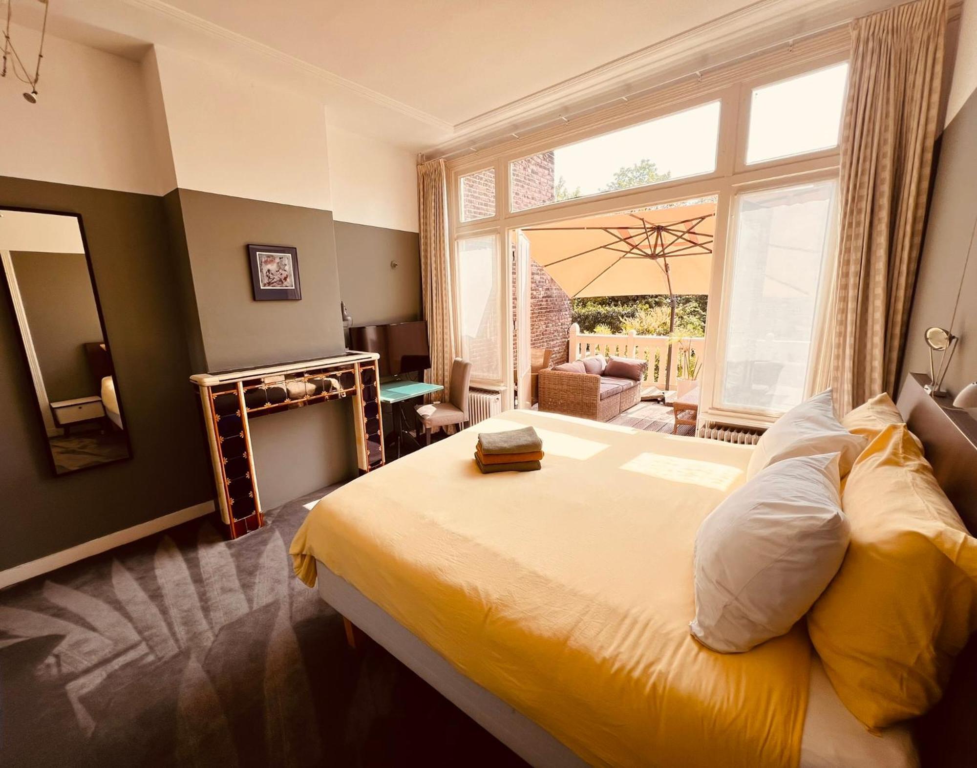 Juliana Boutique Guestrooms アイントホーフェン エクステリア 写真